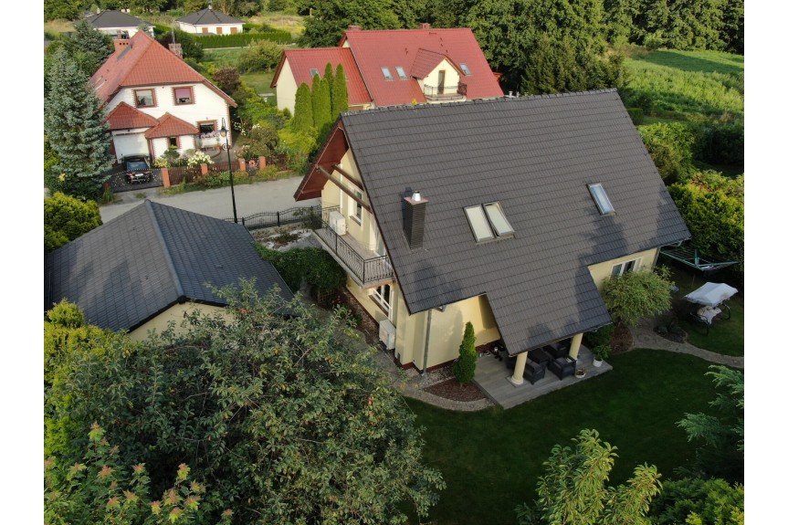 zielonog&oacute;rski, Sulech&oacute;w, Wyjątkowy dom na sprzedaż w Sulechowie